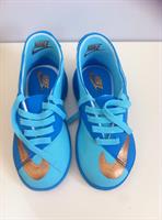 פריסה לבניית נעל ספורט מבצק סוכר