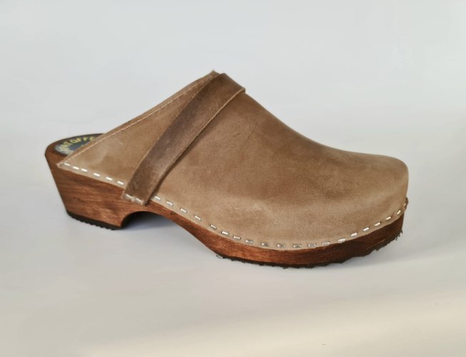 קבקבי עץ ירוק חאקי נובוק בסיס חום