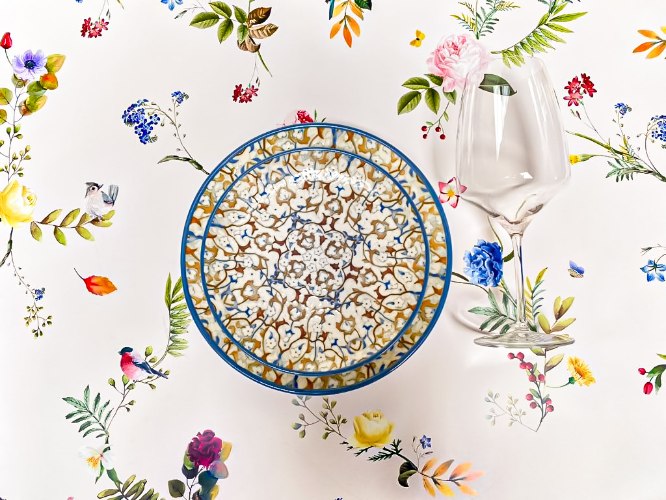 מארז סט צלחות וכוסות יין