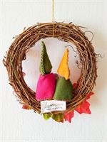 מובייל משפחה עם אימא מניקה - מובייל לתינוק