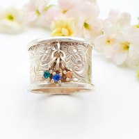 טבעת כסף טהור עם חריטות ואבנים נופלות R-43