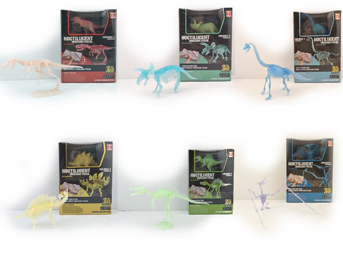 ערכת דינוזאורים קטנה זוהרת בחושך