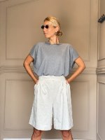 מכנסי CLASSIC קצרים - אבן