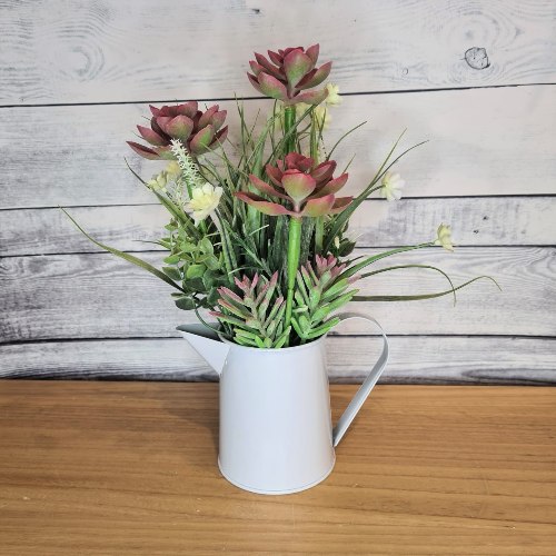 פרחים במשפך ורוד לבן