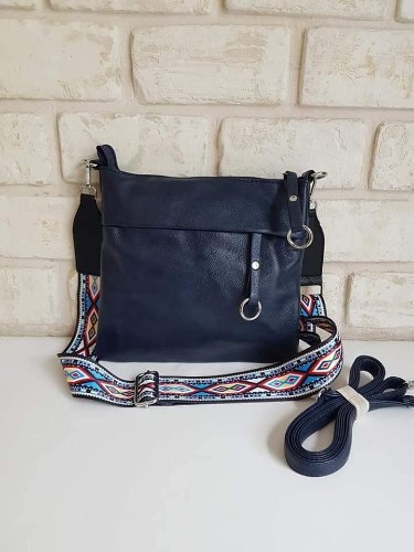 תיק צד נועה כחול. מבצע!! - קני תיק בחרי רצועה מתנה!!