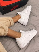 נעלי נשים NIKE AIR FORCE 1 PIXEL לבן