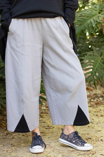 מכנסיים מדגם טרי מבד פיקפיקה בצבע אפור בטון