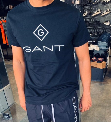 טי שרט GANT צבע כחול