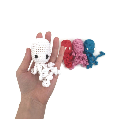 רעשן סרוג בצורת תמנון