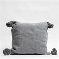 כרית פונפונים