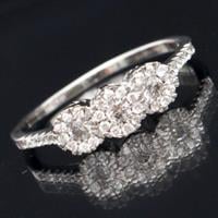 טבעת כסף משובצת זרקונים RG7552