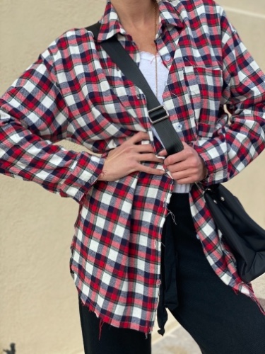 מכופתרת ג׳ו