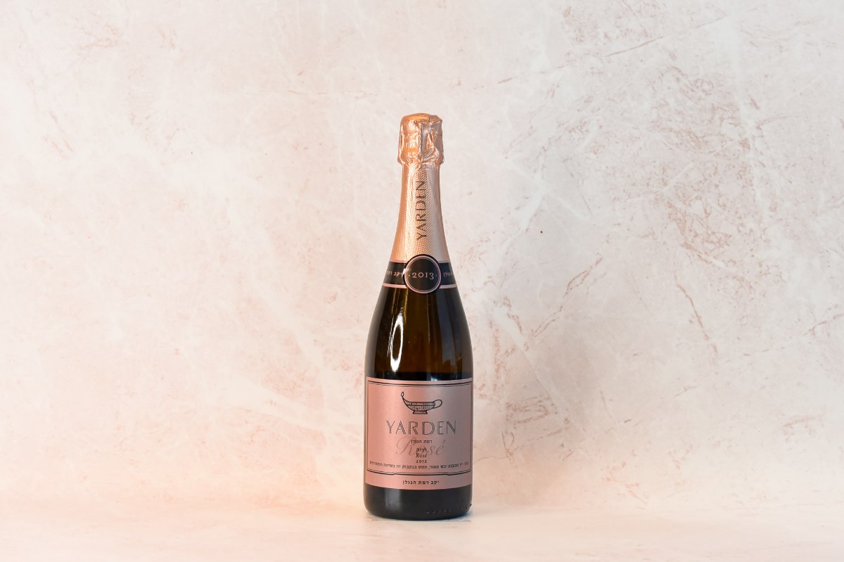 ברוט רוזה מבעבע | ירדן | יקב רמת הגולן | ישראל