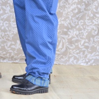 מכנסיים כפולים מדגם נור בצבע כחול ג׳ינס עם הדפס