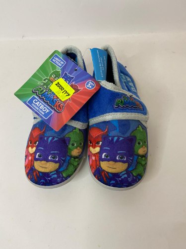 נעלי בית כוח פיג'י