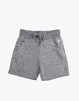 מכנס קצר לבנת עם כיסים