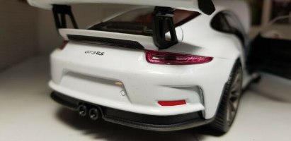 מוכנית ברזל איכותית 1:24 פורשה 911 GT3 RS