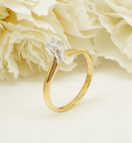 טבעת זהב סוליטר יהלום 0.30 קראט