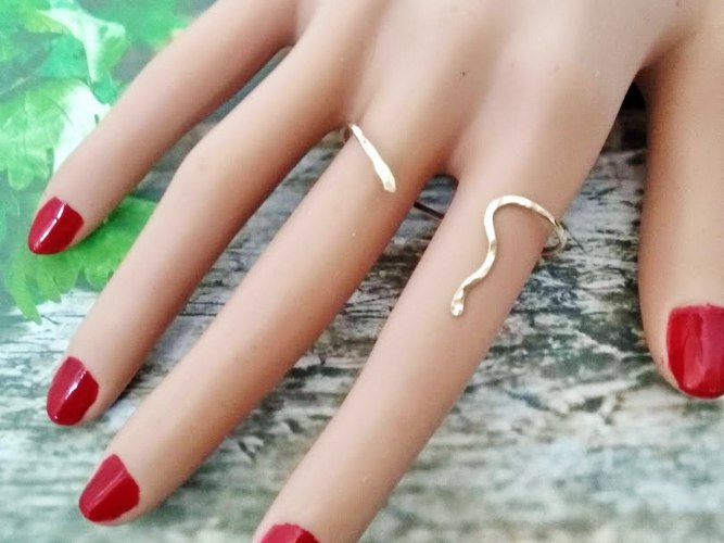 טבעת גולדפילד כפולה בצורת נחש ייחודית