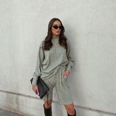 חליפת טורי ירוק