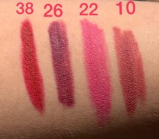 מלוויז - עיפרון שפתיים – LIP LINER