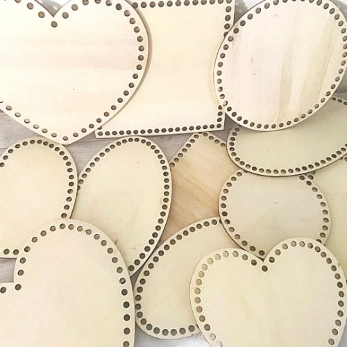 תחתיות עץ  לסריגת סלסלות וסלי איחסון  בכל הגדלים והצורות