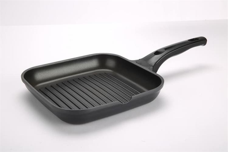 מחבת פסים מידה 28 יציקה של נעמן