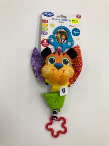 בובה מנגנת לתלייה