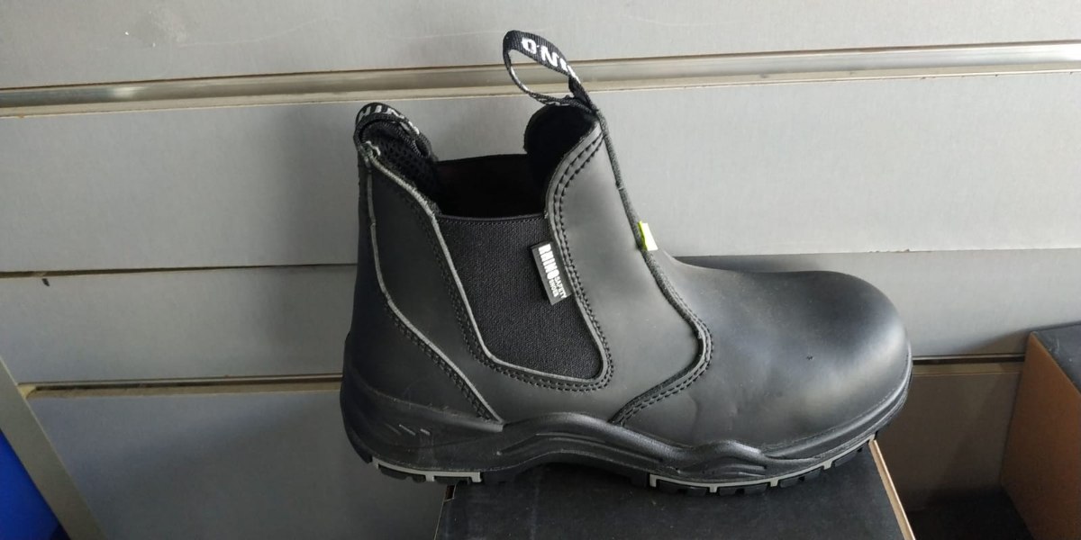 נעלי עבודה/מגף מגן ברזל של חברת רינו Rhino safety shoes