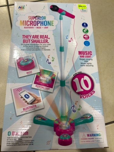 מיקרופון עם מקרן ובלוטוס