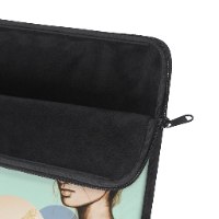 קייס ללפטופ- סאקי אשה יפנית