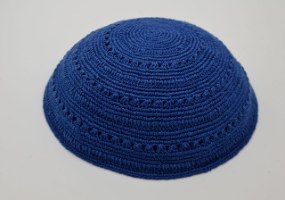 כיפה סרוגה עבודת יד איכותית חוט vog גודל 18 ס'מ