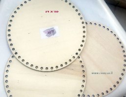 תחתית עץ לסלסלה סרוגה. תחתית עץ לסלסלת טריקו, תחתית לסלסלה, תחתיות עץ לסלסלות, תחתיות עץ לסריגה , תחתיות עגולות לסריגה ,תחתית עגולה לסריגה