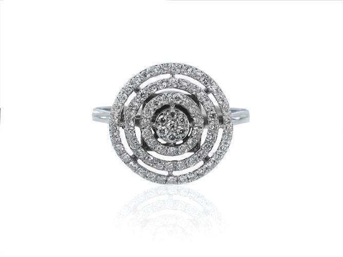 טבעת זהב 14 קרט משובצת יהלומים 0.65 קראט