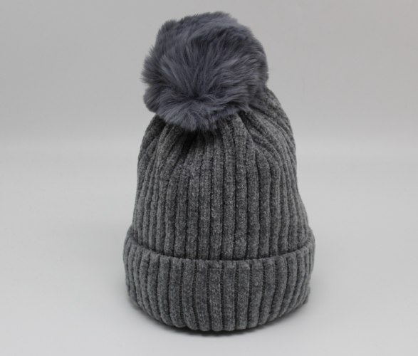 כובע נשים פרווה פנימית אפור