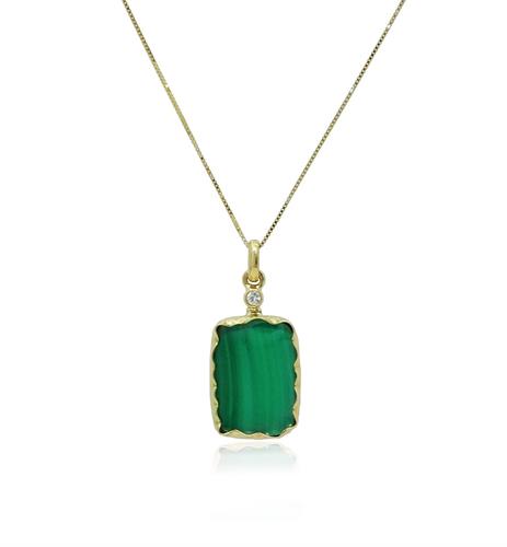 שרשרת ותליון זהב עם אבן קריסוקולה