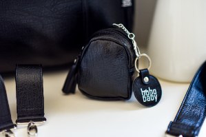 סט תיק החתלה שחור שברים דגם ברנדה