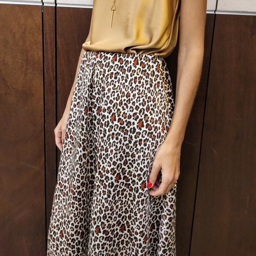 חצאית סאטן משי ג'ני -מנומר