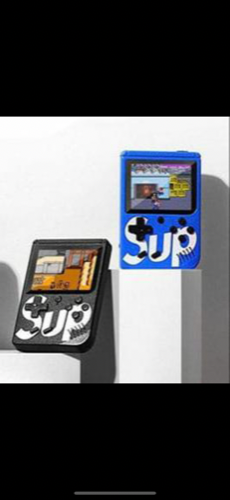 קונסולת משחקים עם 400 משחקים