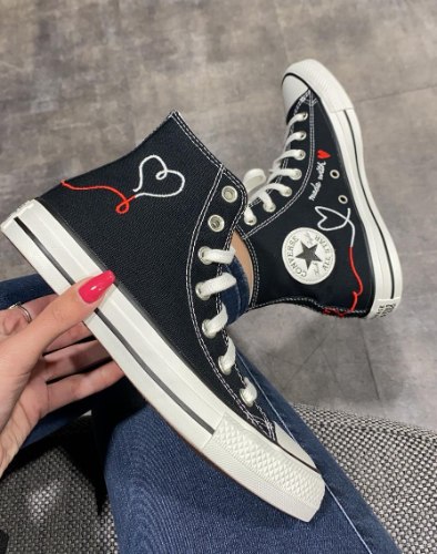 נעלי נשים CONVERSE/ALLSTAR צבע שחור  בד