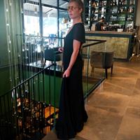 רטרו שיפון שחורה