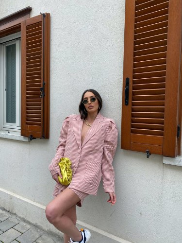 חליפת ניקי ורוד משובץ