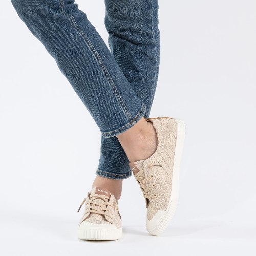 סניקרס חול-KUMI