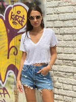 טישרט V גזורה בטן