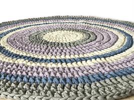 שטיח סרוג, שטיחים סרוגים, שטיח מטריקו, שטיח עבודת יד, שטיח אפור סגול, סגול לילך שילוב צבעים