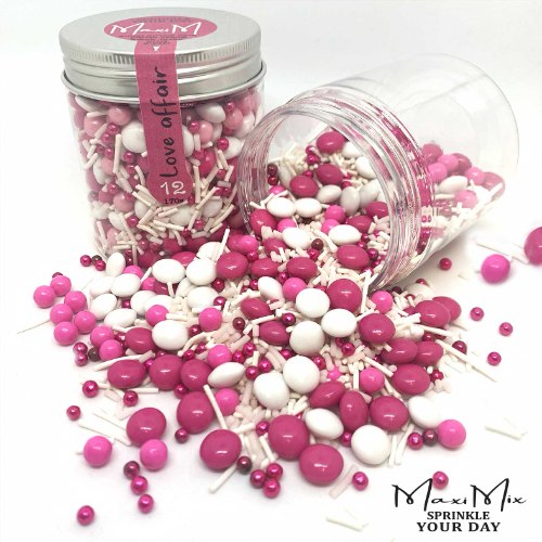 מקסי מיקס 12 - LOVE AFFAIR | מיקס מתוק ומקסים המכיל מגוון סוכריות ושוקולדים בגוונים ורודים ולבנים.