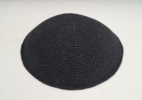 כיפות סרוגות עבודת יד איכותית שחור ולבן