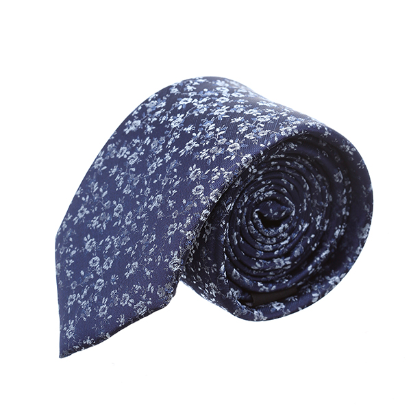 עניבה פרחים קטנים על רקע כחול