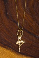 שרשרת מחול רקדנית בינונית מוזהבת