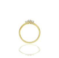 טבעת שלוש יהלומים 0.24 קראט בזהב 14 קרט